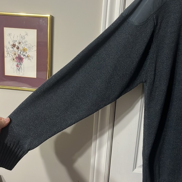 Columbia Timber Butte Crew Neck Grey Sweater Size XXL Shoulder Elbow Patches - Picture 3 of 7